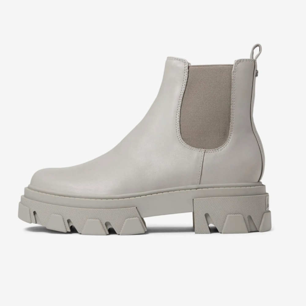 Boot (water proof) - Picture 3 of 9